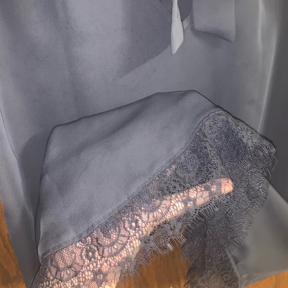 NWOT Lauren Conrad Navy Blue Blouse - Picture 4 of 4